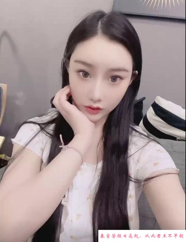 体验南开奥城大胸妹妹 第1张