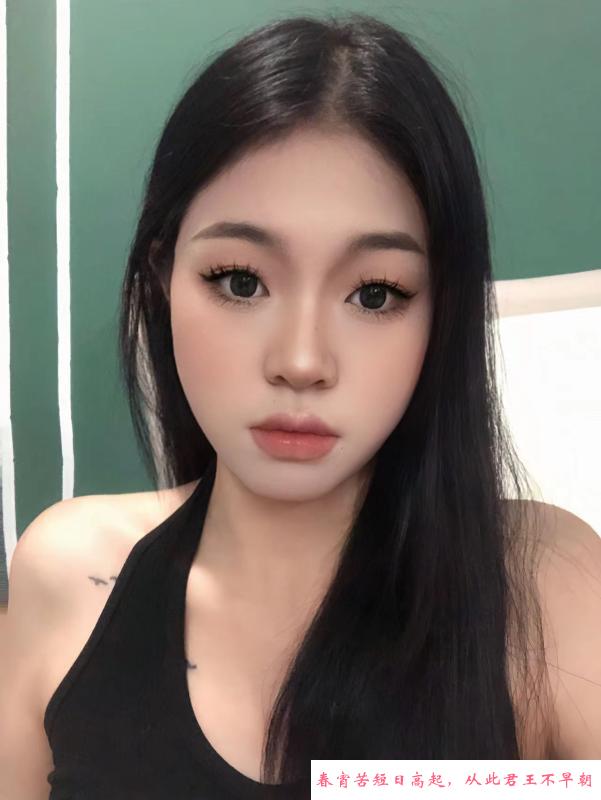 九头身美女 第4张