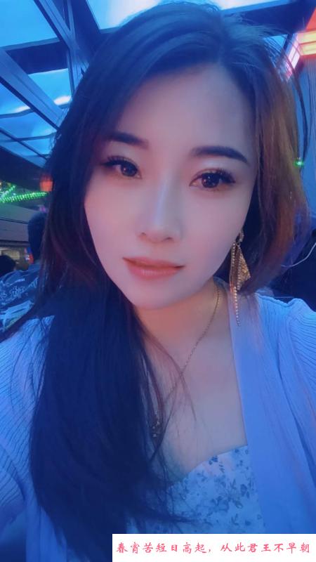 舌吻大胸妹 第1张