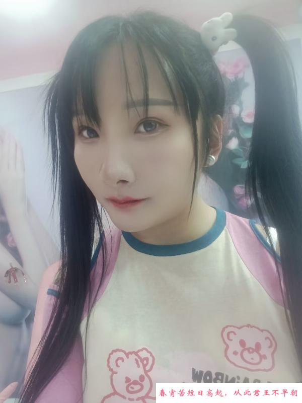 哈尔比可爱TS人妖 第1张