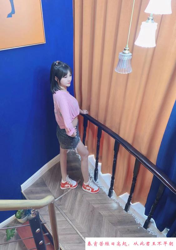 害羞年轻小妹 第2张