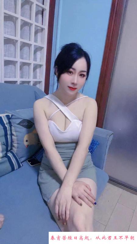 制服大奶梓汐 第4张