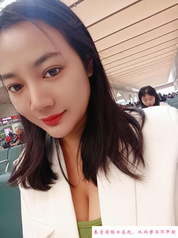 新吴区佤族妹子 第2张