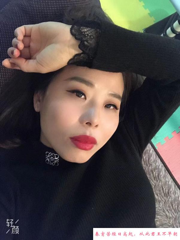 硚口区服装店老板娘 第2张