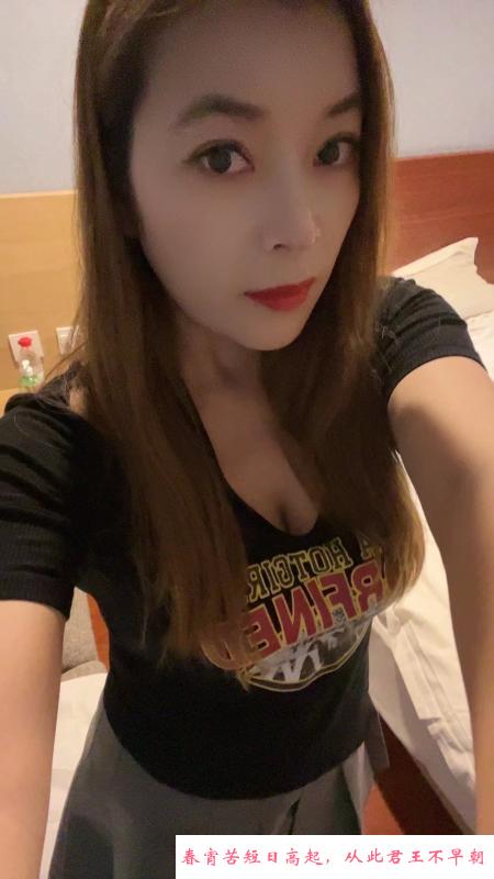 宝山爆乳依依回来 第2张