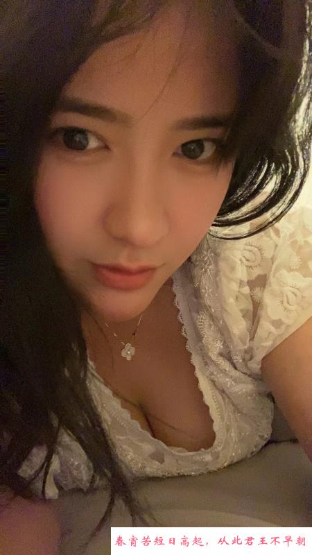 大咪咪绿叶宝宝 第1张