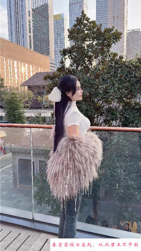 服务玫瑰女王 第4张