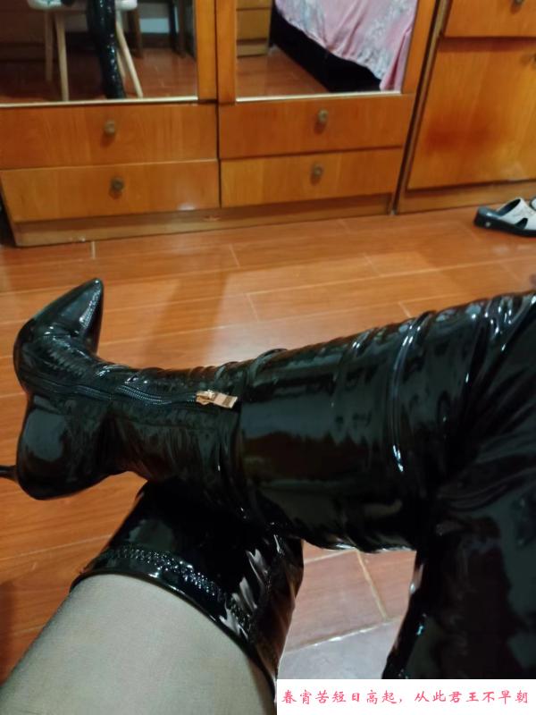 巨乳熟女 第3张
