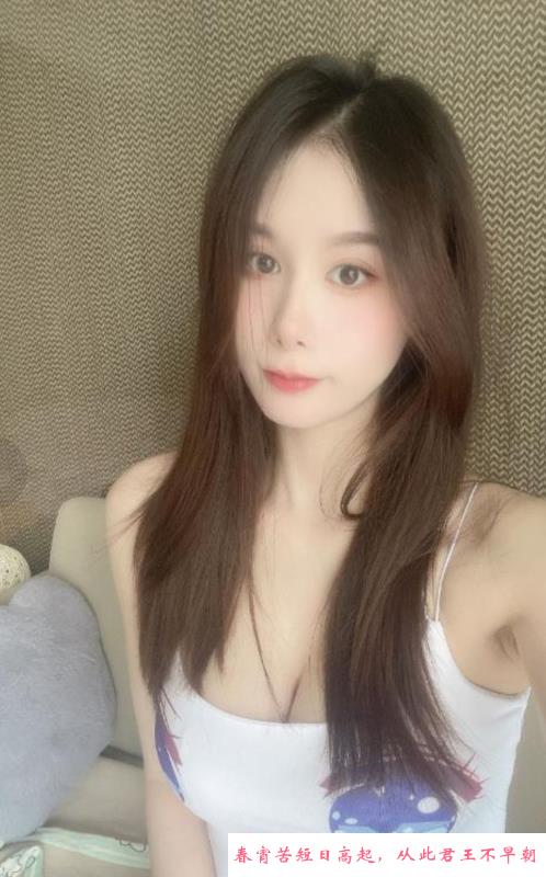 迷人大胸小姐姐 第1张