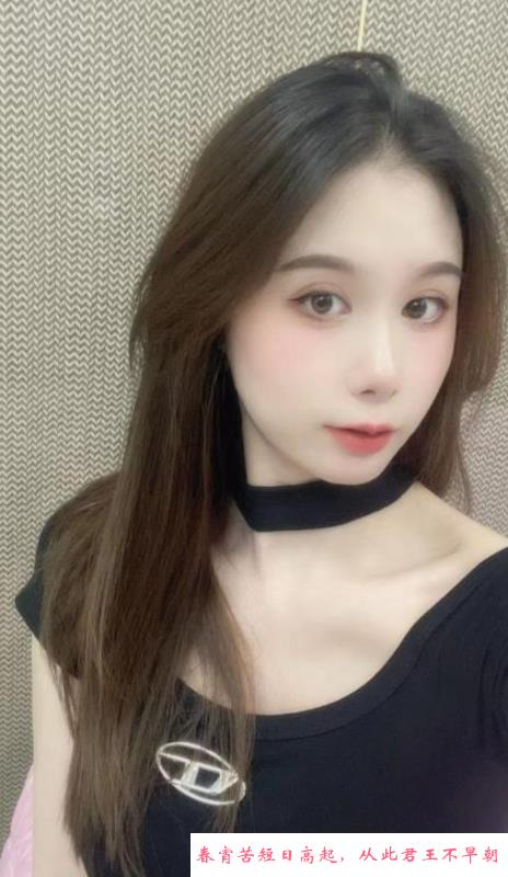迷人大胸小姐姐 第2张