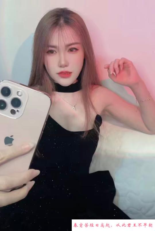 小巧美女艾米 第3张