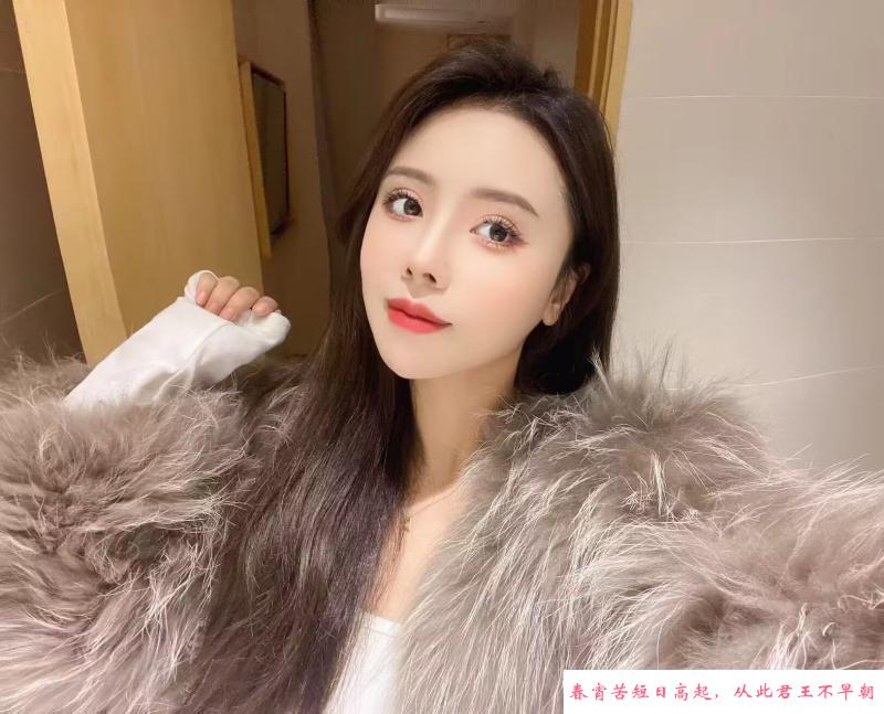 性感年轻小姐姐 第1张