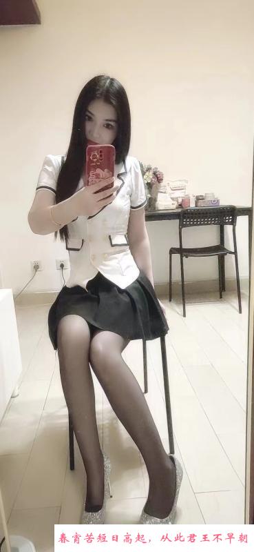 黑丝骚腿薇薇 第3张