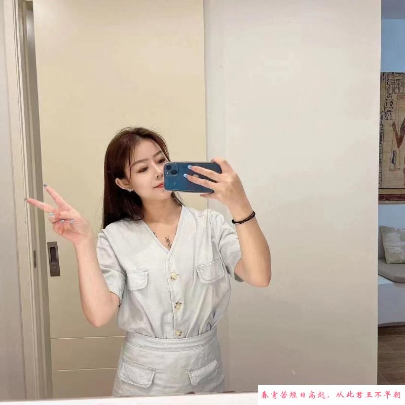 小腰精佳敏儿 第1张