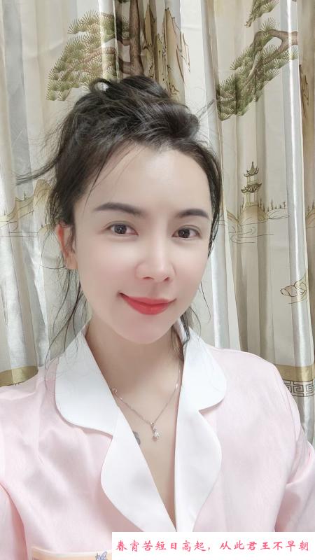 西站花店老板娘 第4张