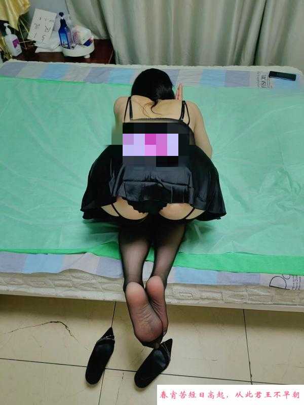 中尺女王琳琳 第3张