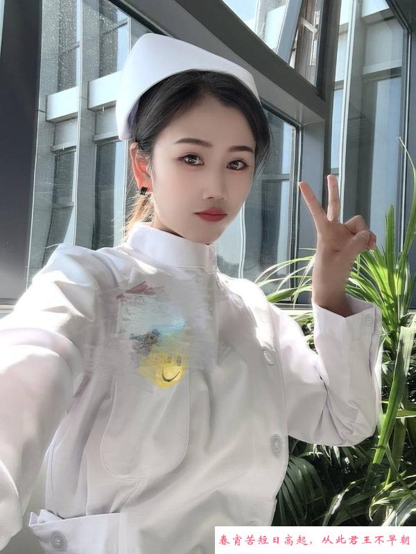 广州护士慕瑶 第1张