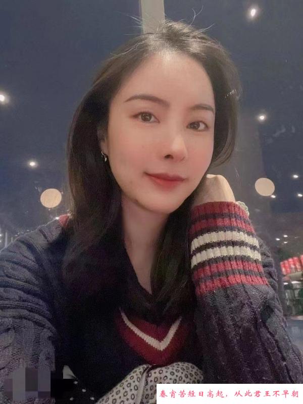 风骚朱莉姐姐 第1张