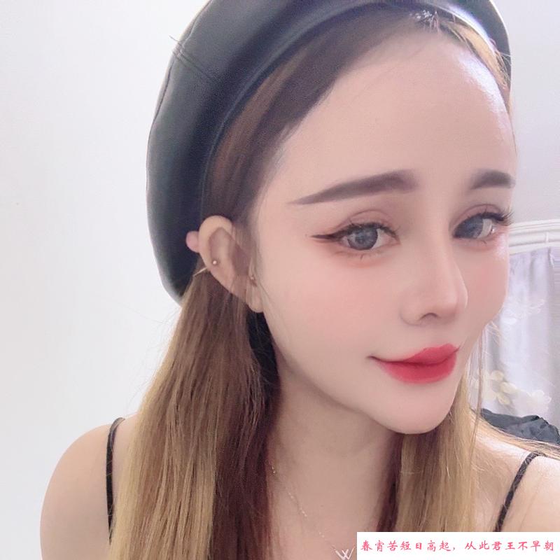 网红脸依依妹 第1张