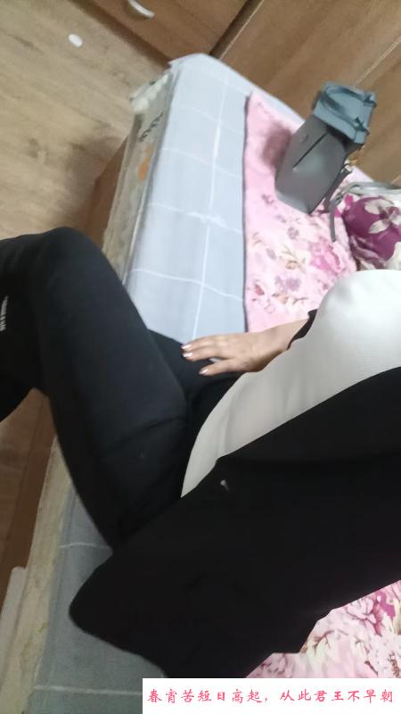 体北喷水骚熟女 第1张