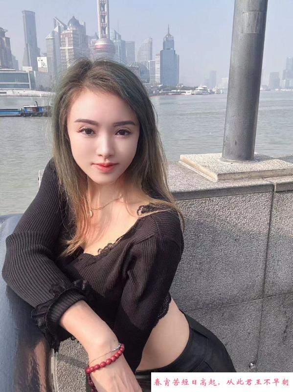 风骚大胸骚姐姐 第2张