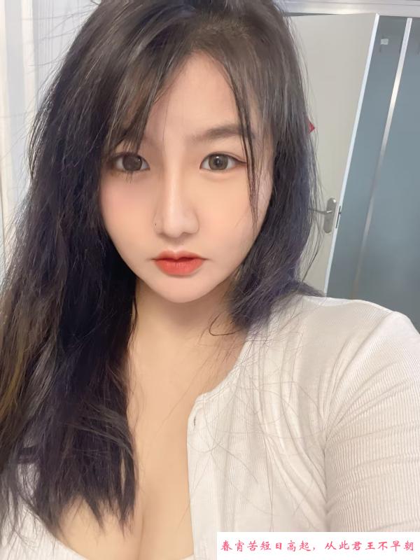 学舞蹈的小娜娜 第2张