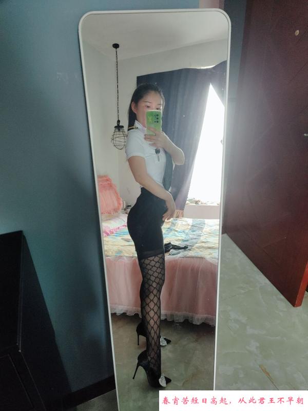 漂亮少妇身材好 第3张