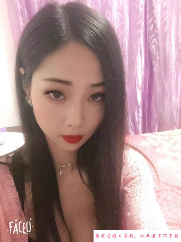 春节不打烊妹子 第1张