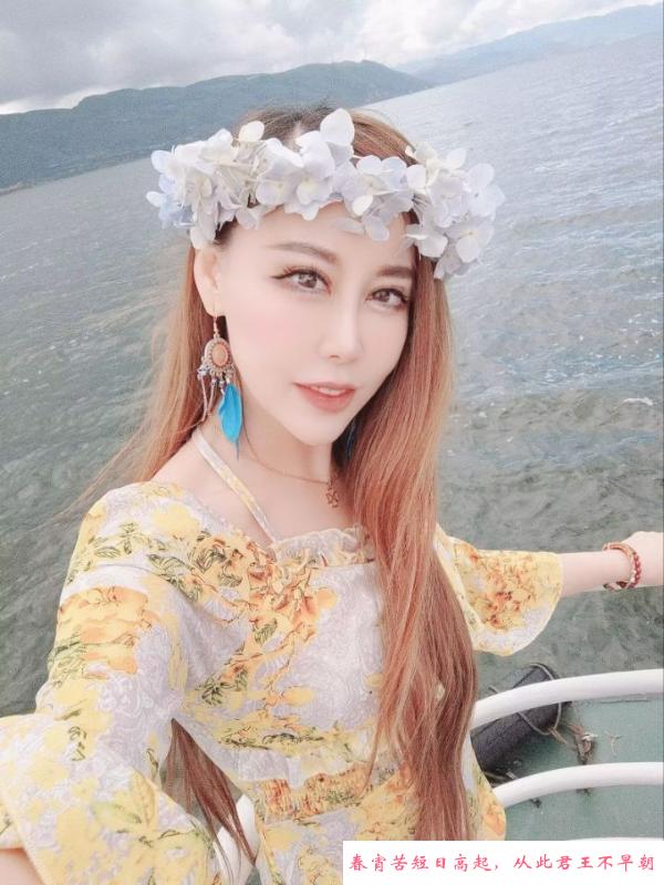 美甲兼职过年不放假 第1张