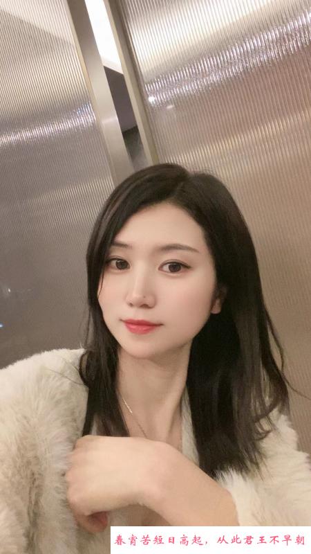 新人少妇佳琪 第1张