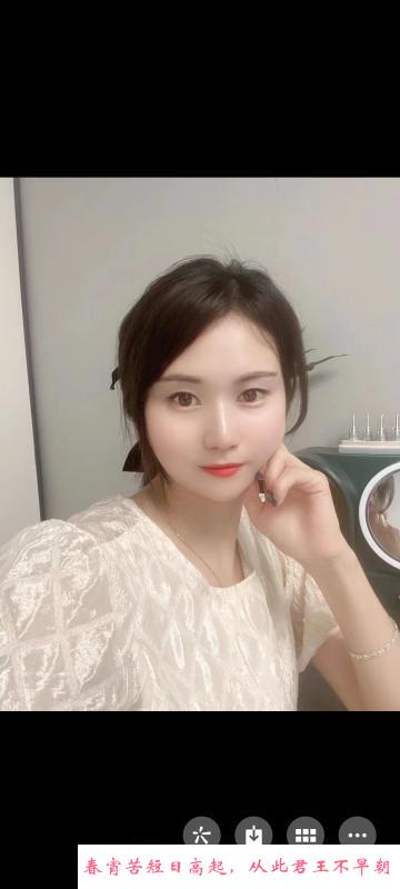 新人少妇佳琪 第2张