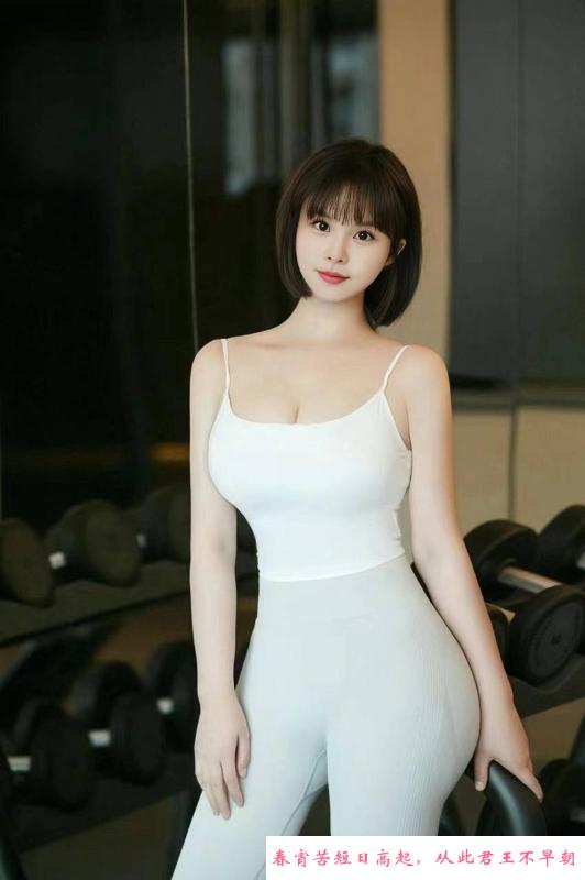 丰乳肥臀的天然炮架 第3张