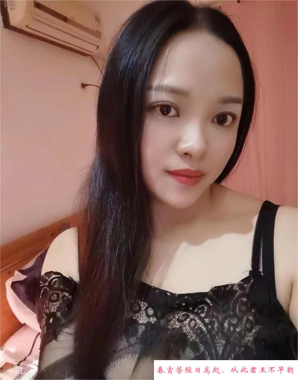 双龙大道地铁口可乐 第1张