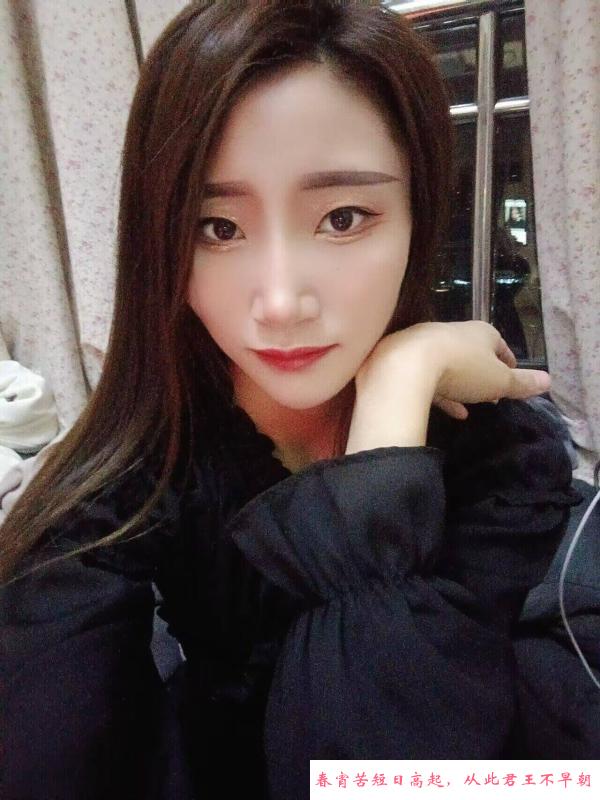苗条性感长腿御姐 第1张