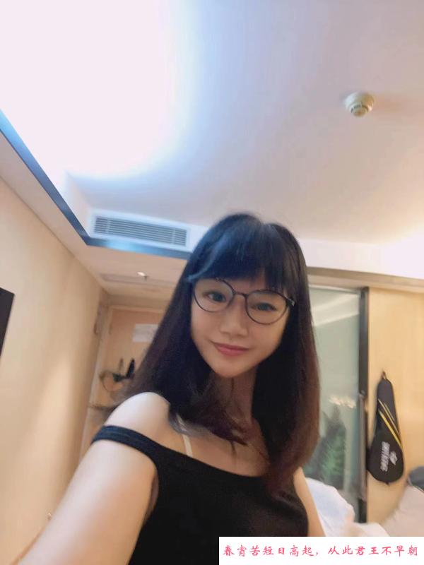 体验性感御姐狐媚 第1张