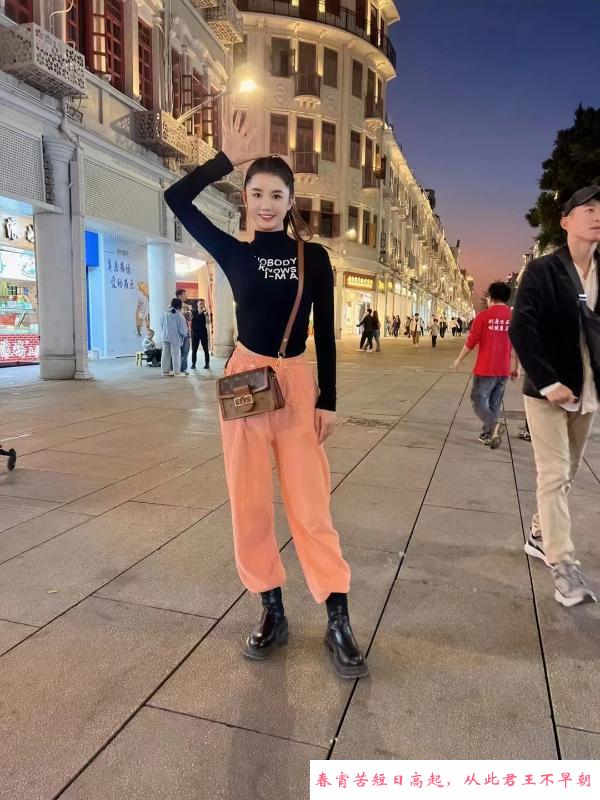 历下区小姐姐 第2张