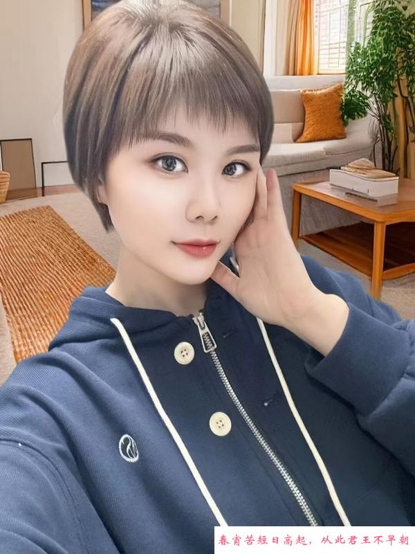短发小妹得劲 第2张