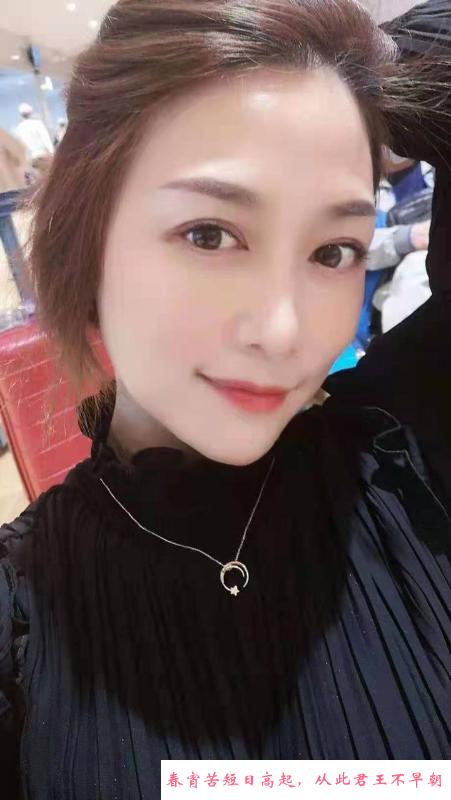 性感少妇石头姐 第3张