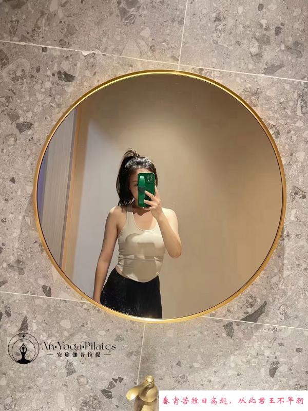 铁机路小姐姐 第2张