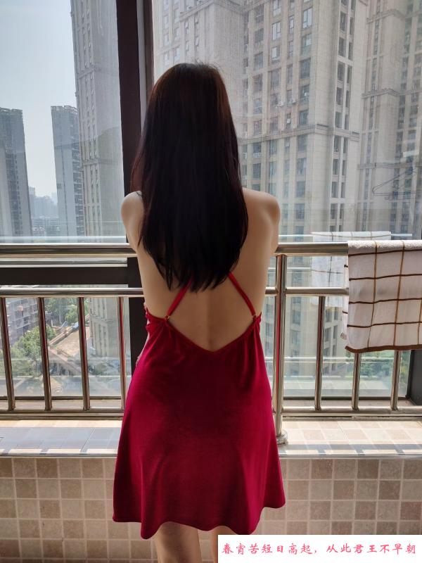 武汉东湖边上妹子 第2张