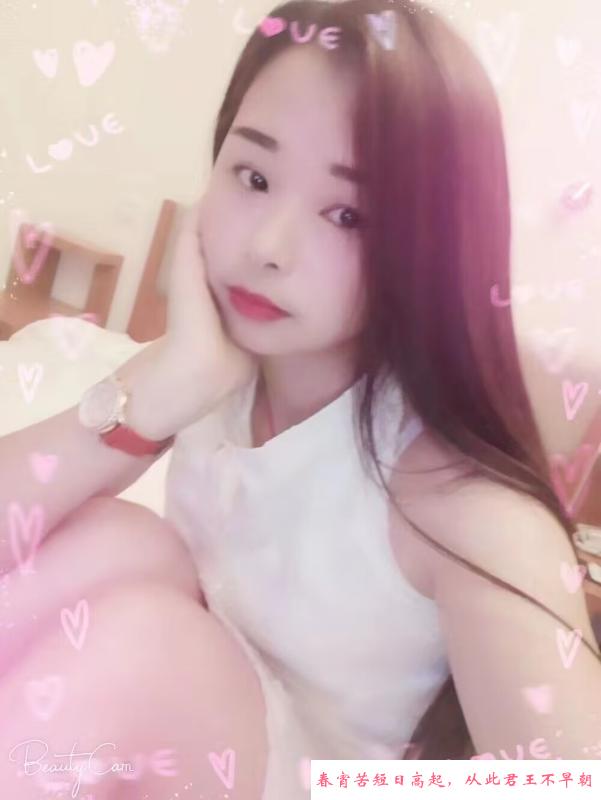 年轻小少妇比较骚 第1张