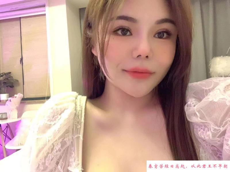 胸E美女金琪琪 第1张