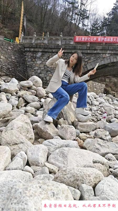 风骚人妻悦悦 第1张