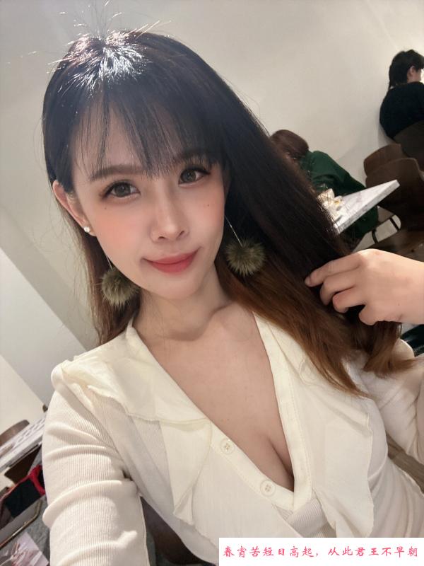 普陀居家美少妇蜜桃 第1张