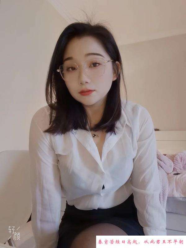 光谷丽丽 第1张