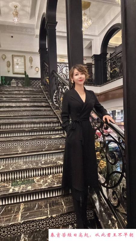 身材好颜值长腿妹子 第3张