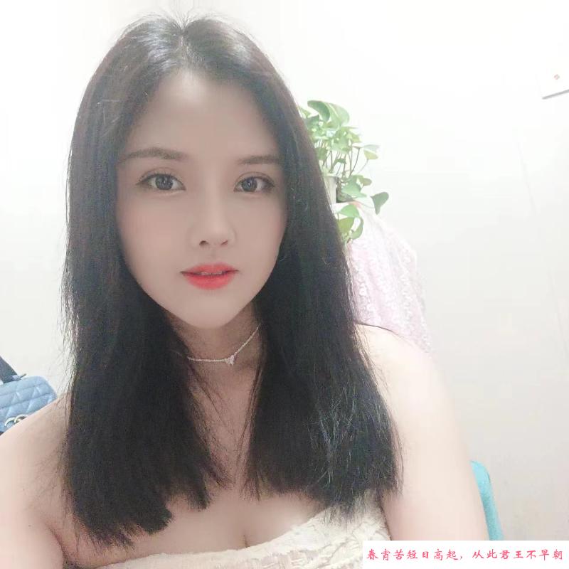 大胸李一桐 第3张