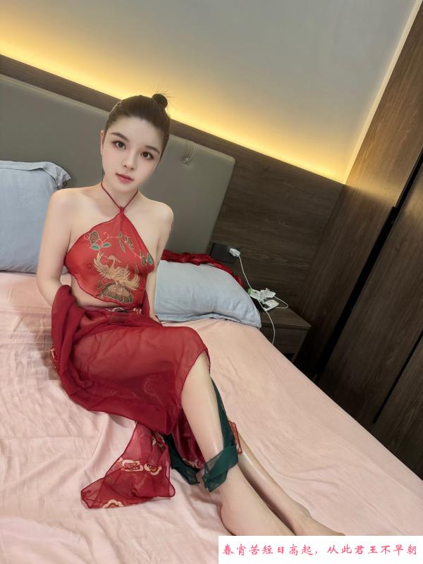 身材好的漂亮姐姐 第2张