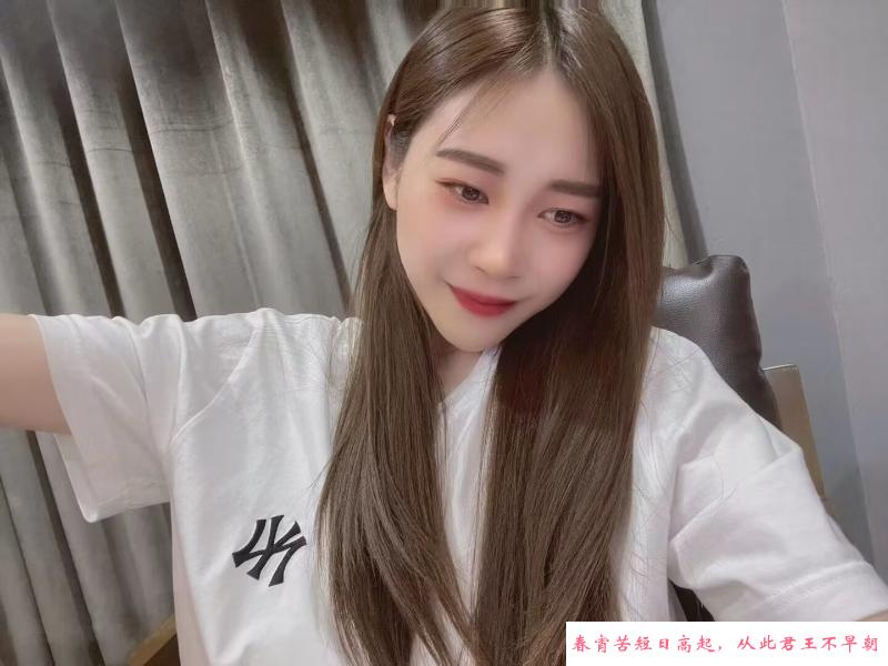 西丽气质长腿女友 第1张