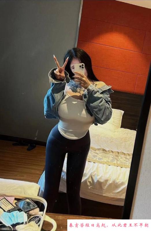 凹凸有致的颜值嫩妹 第2张